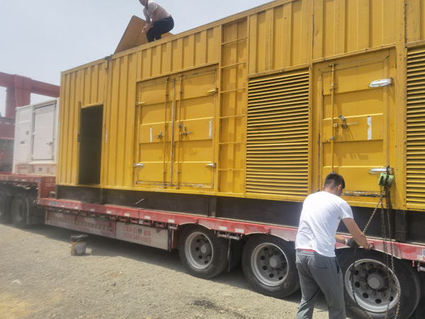 大兴安岭发电机出租100KW发电机需要什么规格的电缆线？
